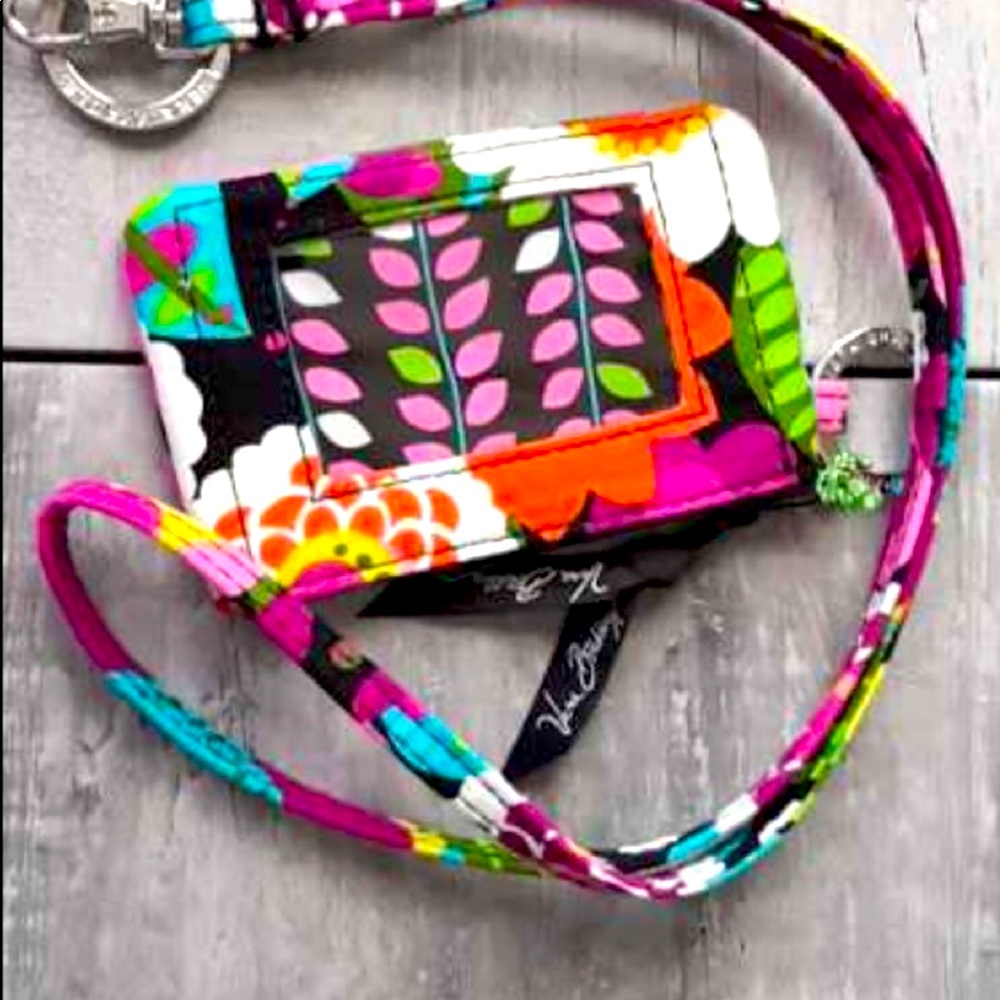 Vera Bradley zip id and lanyard va va bloom set combo